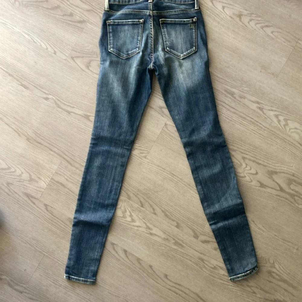 NWOT Jessica Simpson Medium Blue Skinny Jeans - Picture 4 of 8